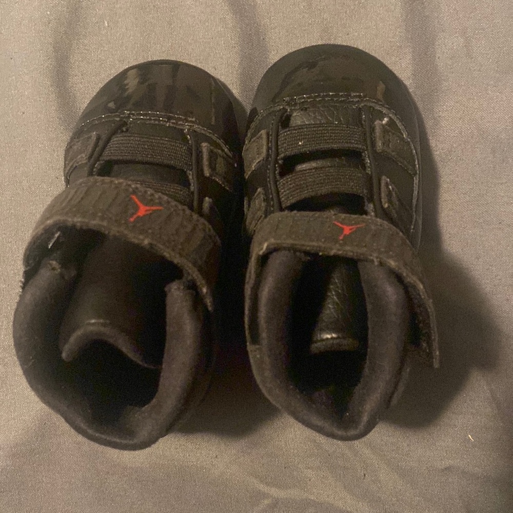 Air Jordan 11 Retro 72-10 Infant Size 3c Crib Booties